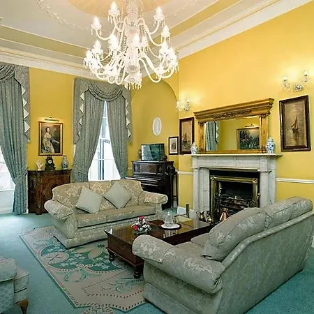 Harrington Hall 4*