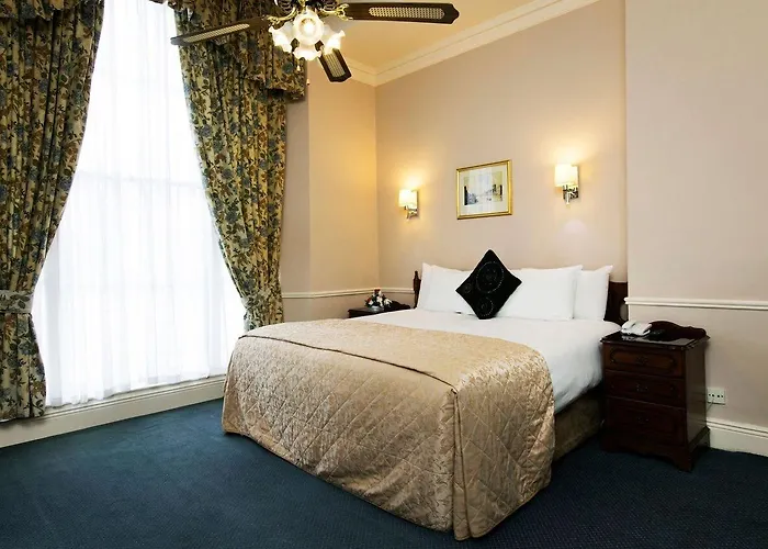 Hotel Harrington Hall