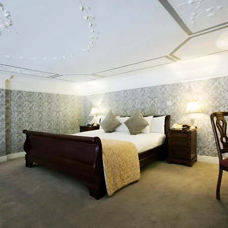 Harrington Hall 4*