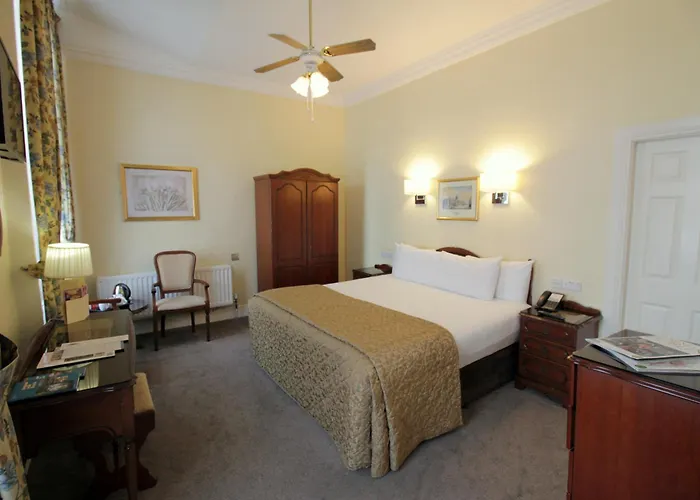 Harrington Hall 4*
