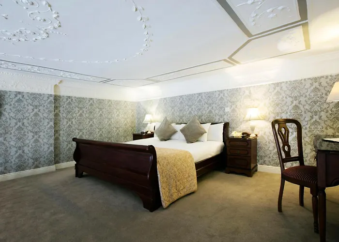 Harrington Hall 4*