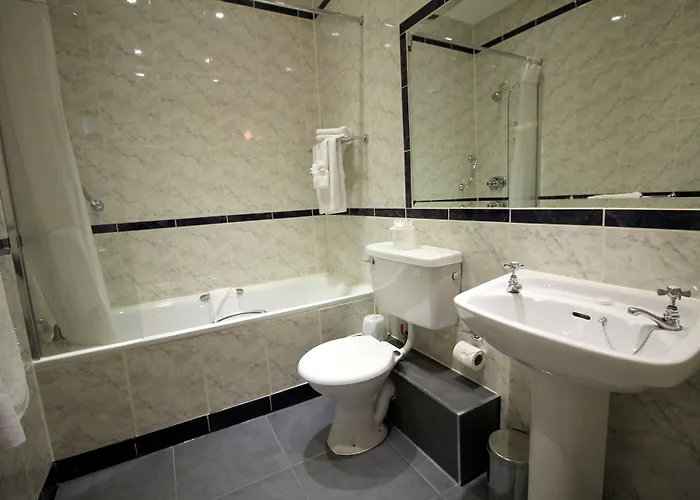 Harrington Hall 4*
